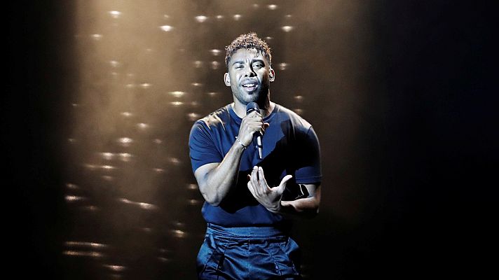 Eurovisión - Suecia: John Lundvik canta "Too late for love"