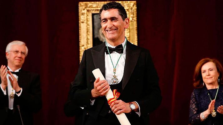 Juan Mayorga toma posesión de la silla 'M' de la Real Academia Española 