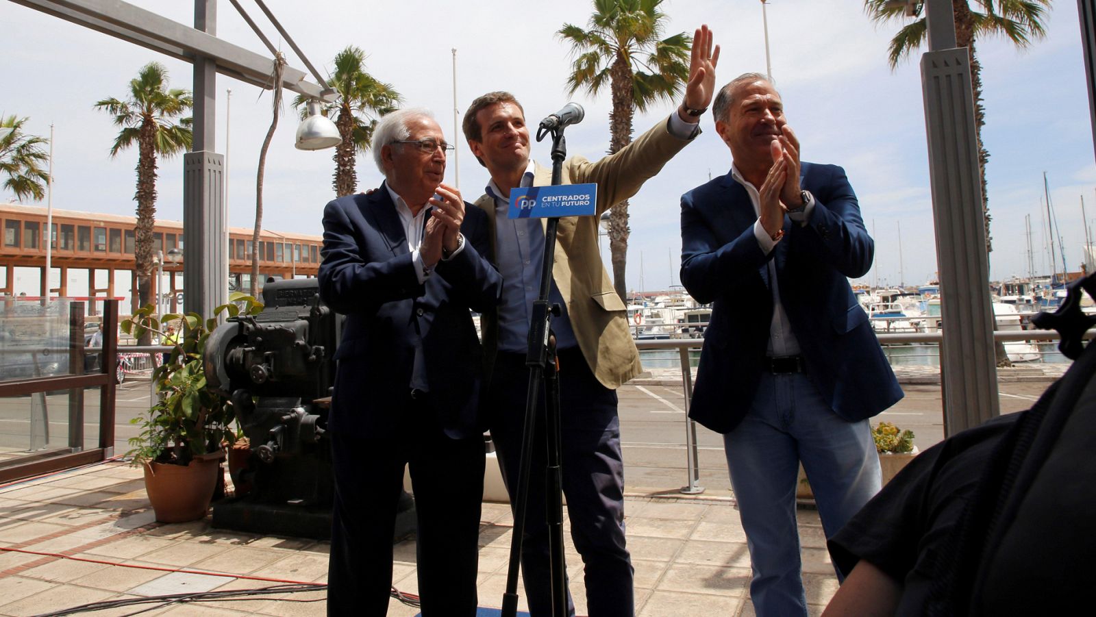 En Melilla, el PP se juega el gobierno en las elecciones autonómicas y municipales del 26 de mayo. Teniendo en cuenta el resultado de las generales, su mayoría absoluta peligra. Juan José Imbroda lleva en el poder desde el 2000 cuando se hizo con la presidencia tras una moción de censura.