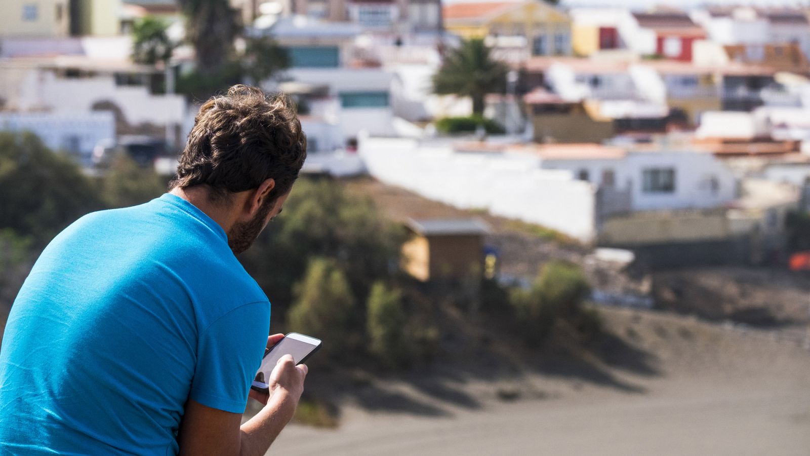 Más de 500 pueblos españoles se conectan a la wifi por primera vez