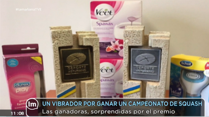 Reciben un vibrador por ganar un campeonato de squash