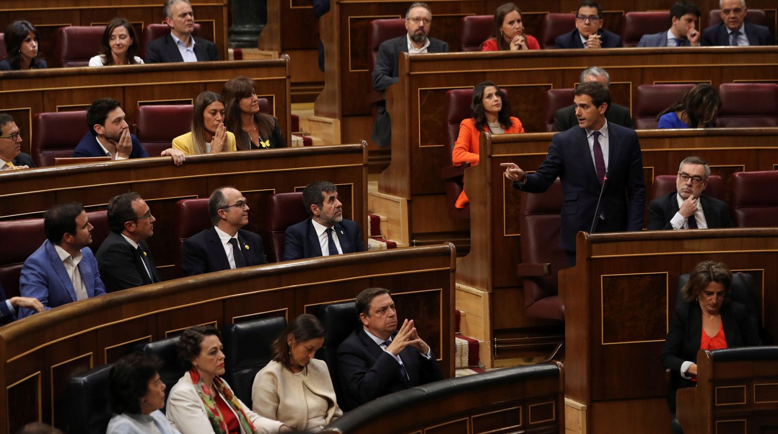 La XIII Legislatura arranca con una bronca primera sesión