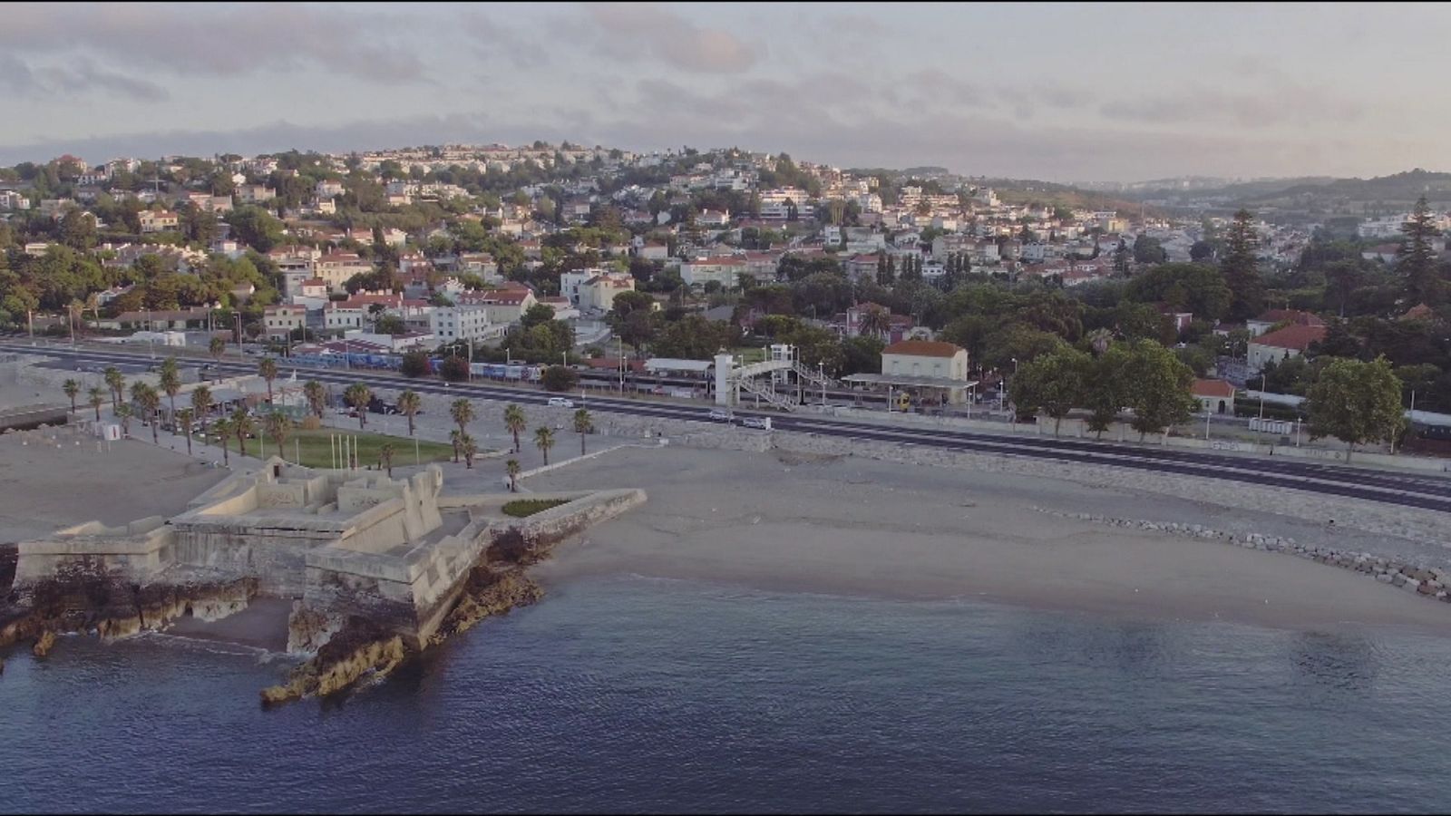 ¿Existe riesgo real de que se repita un tsunami en las costas atlánticas portuguesas y andaluzas? Avance de "La gran ola" en Documentos TV