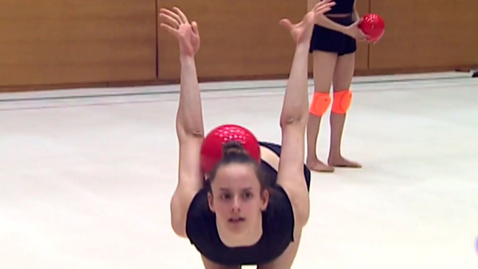 Competir y aprobar selectividad, el difícil reto de los deportistas de la Blume