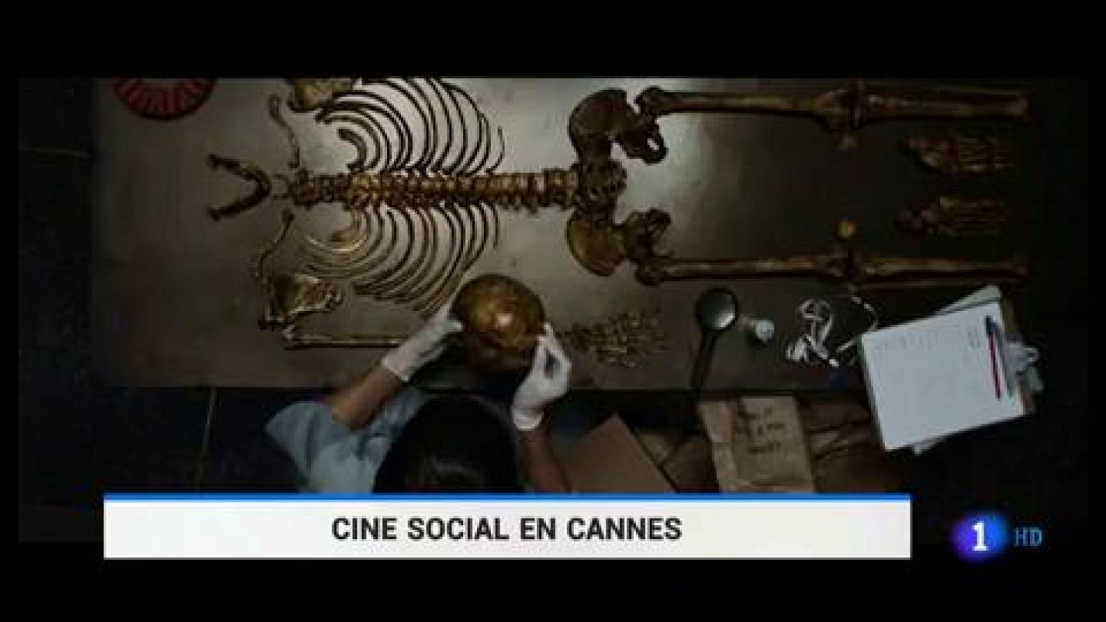 Telediario 1: 'Nuestras madres', héroes anónimos en Cannes | RTVE Play