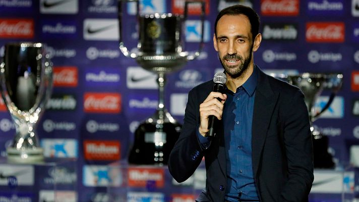 Telediario 1 - Juanfran se despide del Atlético: "Esta es la mejor camiseta que se puede vestir"
