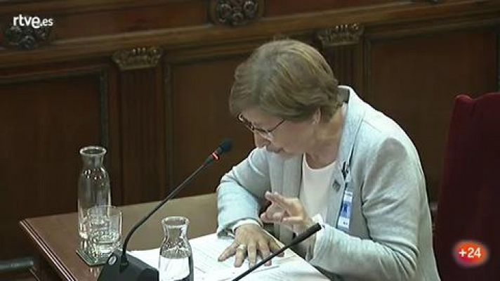 La presidenta de la RAE del catalán refuta la traducción de una frase en la que parece que los Mossos apoyan el 1-O