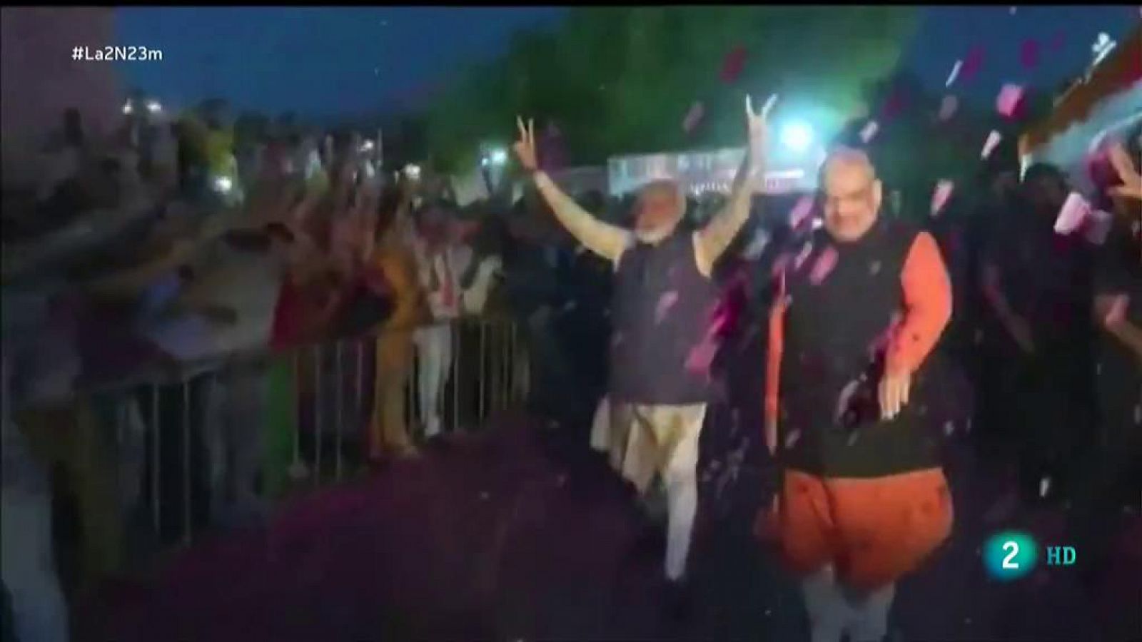 La 2 Noticias: Modi arrasa en India | RTVE Play