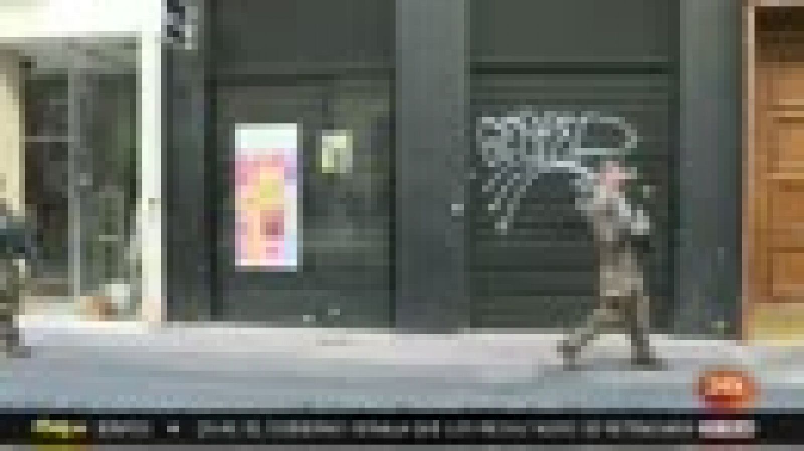 Telediario 1: La policía difunde nuevas imágenes del sospechoso del ataque en Lyon | RTVE Play