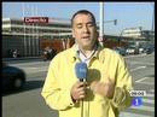  - Los huelguistas cortan la carretera