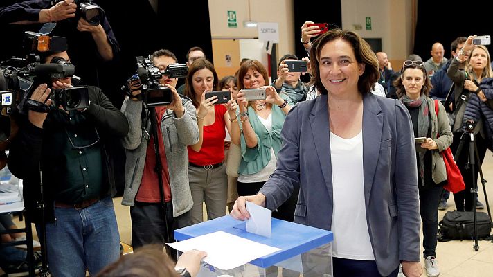 Telediario 1 - Colau llama a la participación "para conquistar el futuro" de Barcelona