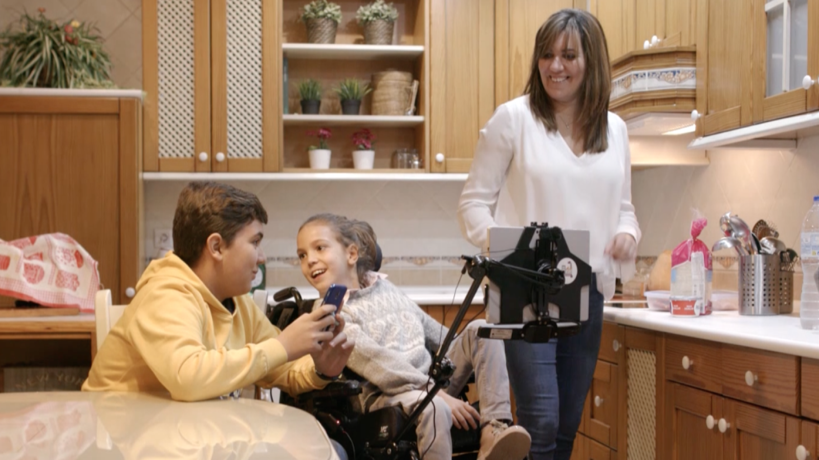 De seda y hierro - El mundo a mi alcance - ver ahora