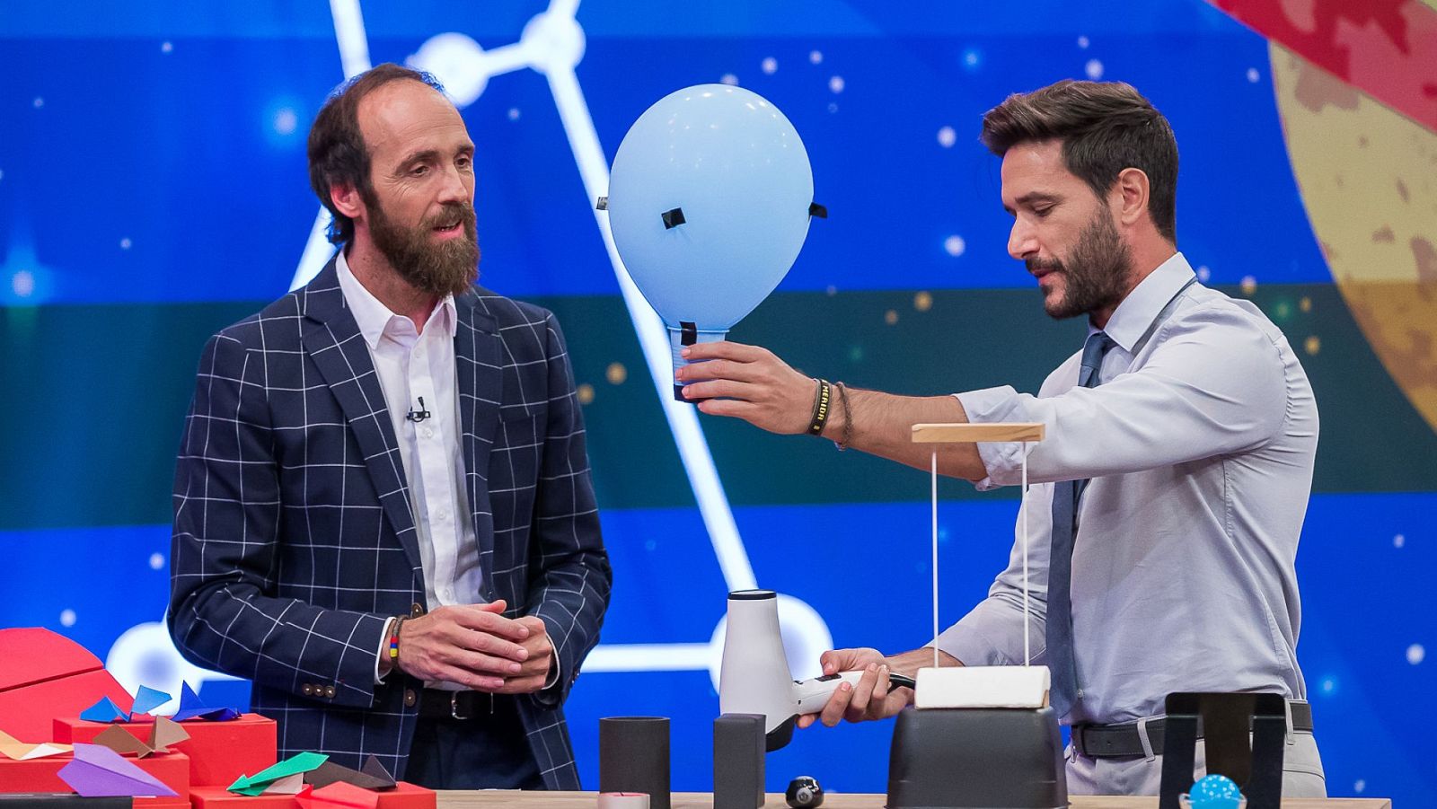 Órbita Laika - Física con Javier Santaolalla - Leyes físicas del vuelo