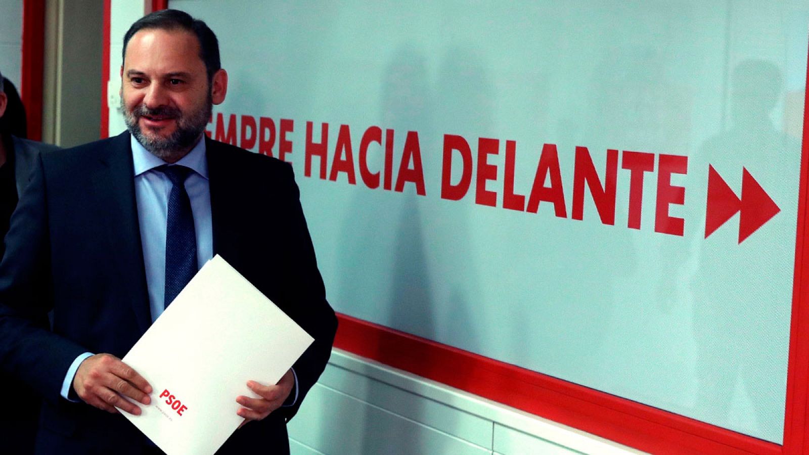 El PSOE dice que no renuncia a nada y que hará valer sus resultados del 26M