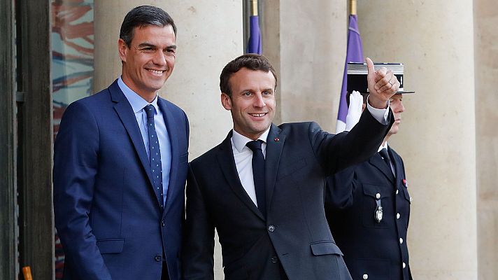 Sánchez analiza las europeas con Macron en París