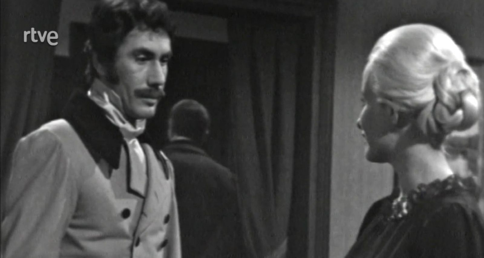 La feria de las vanidades - Capítulo 16