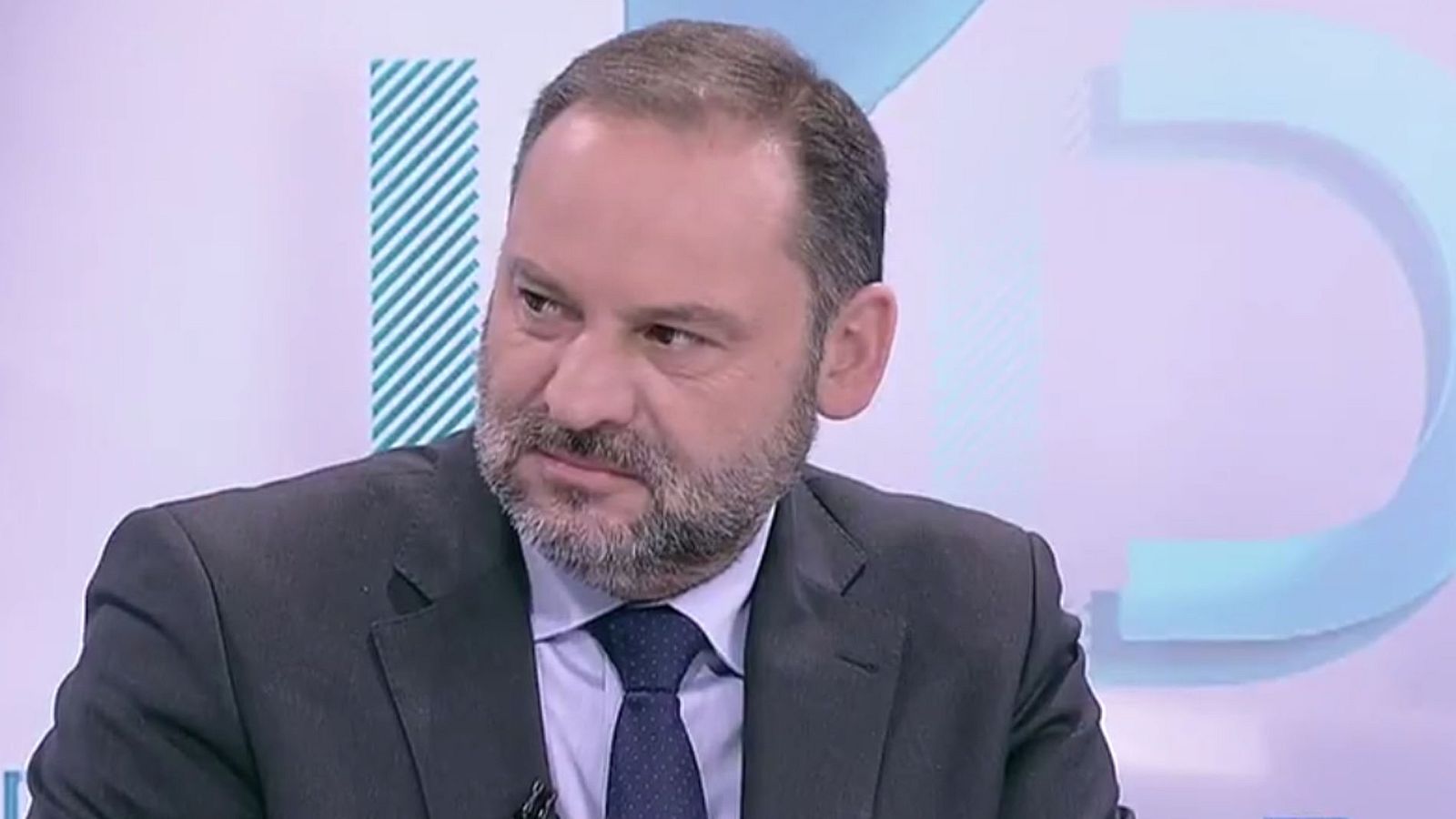 Ábalos advierte a Ciudadanos de que puede convertirse en "bisagra de la ultraderecha"