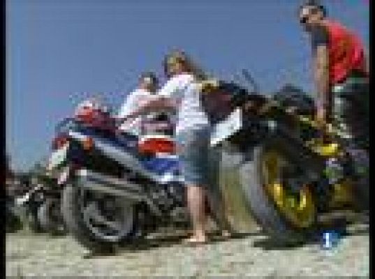  - Los aficionados calientan motores