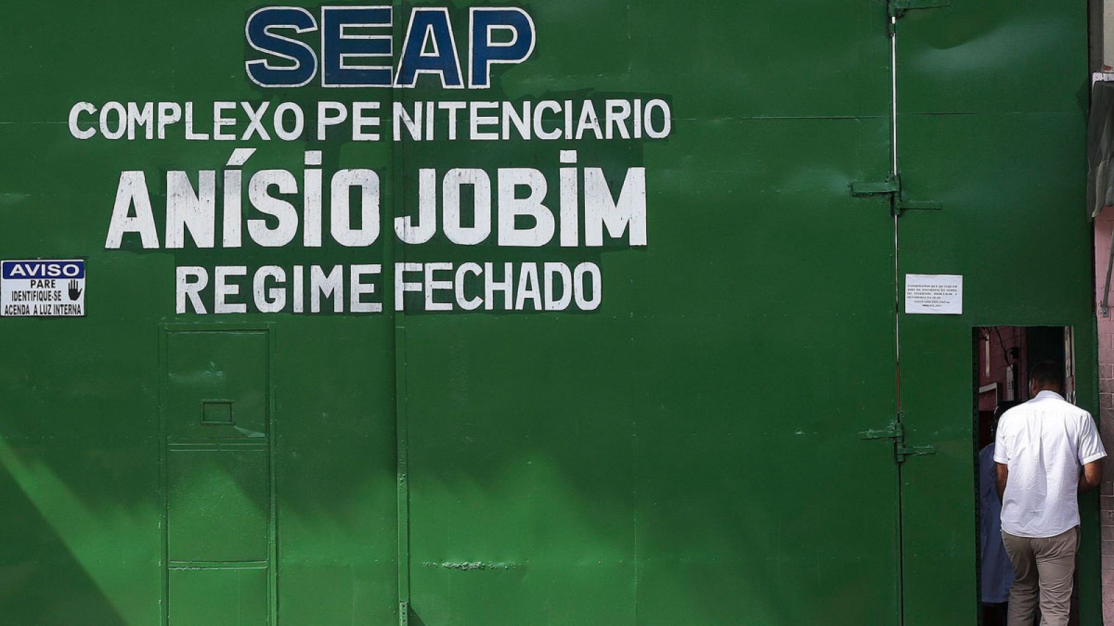 Al menos 57 presos asesinados tras una reyerta en la cárcel brasileña de Manaos | Ver