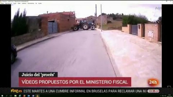 Actuación de la Guardia Civil en Sant Martí de Sesgueioles, bloqueado con tractores