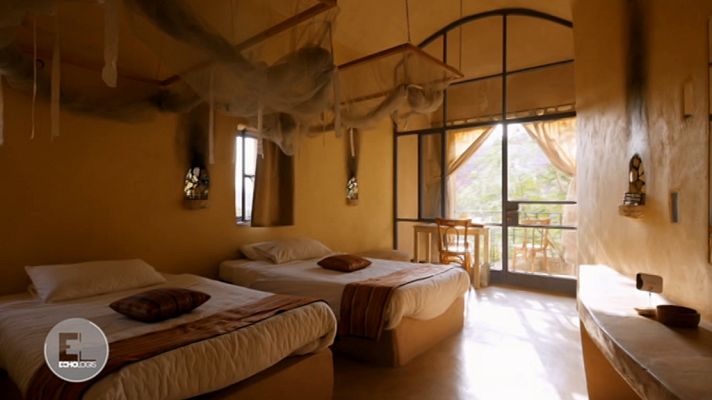 Otros documentales - Construcciones ecológicas: Desconectados