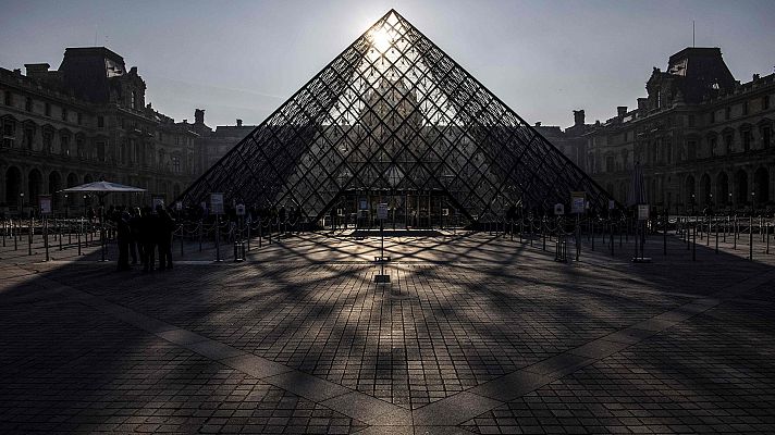 La seguridad del Louvre protesta por la masificación del museo