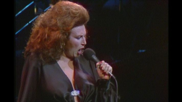 Cachitos de hierro y cromo - Rocio Jurado. "Ese hombre" (Especial Musical, 1986)