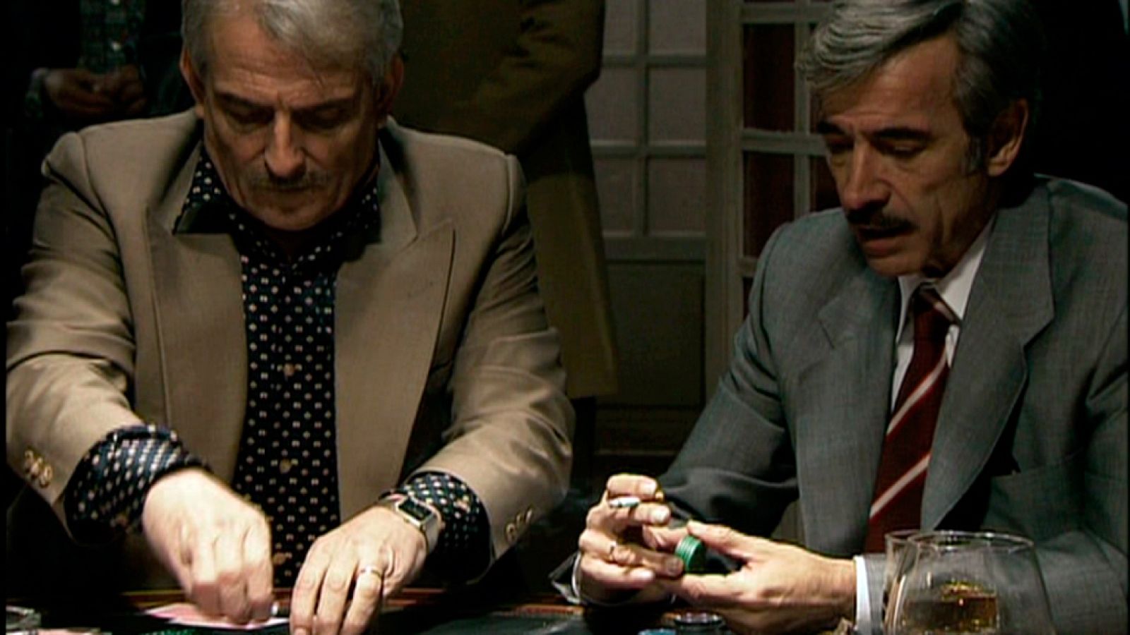 Cuéntame cómo pasó - Antonio y el juego ponen en jaque el matrimonio