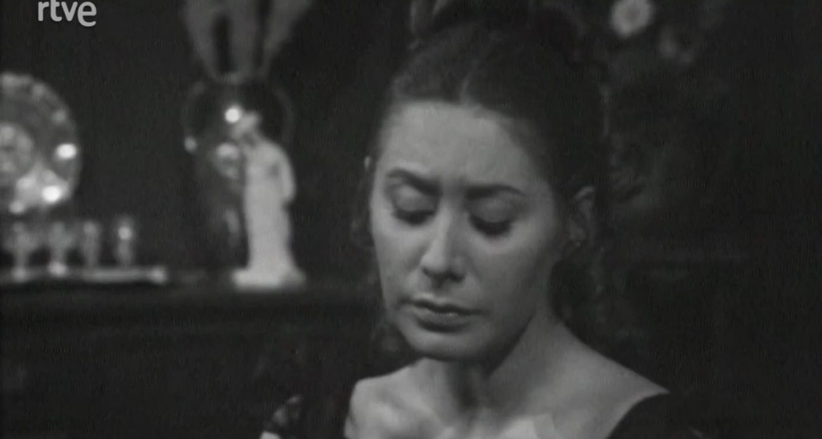 La feria de las vanidades - Capítulo 17