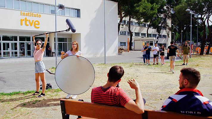 Telediario 1 - "Sin compañerismo no hay periodismo",