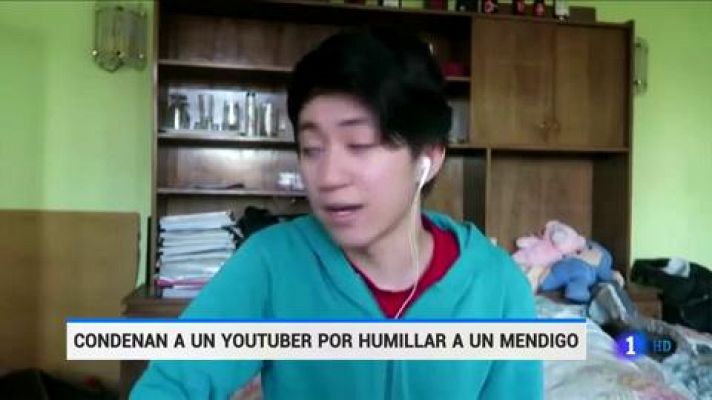 Condenan a un 'youtuber' por humillar a un mendigo
