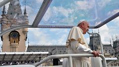 El papa viaja a Iasi, en el norte de Rumanía, para bendecir la catedral de Santa María Reina