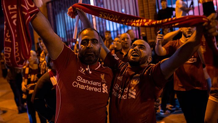 De Liverpool a El Cairo, la Champions tiñó de rojo la fiesta