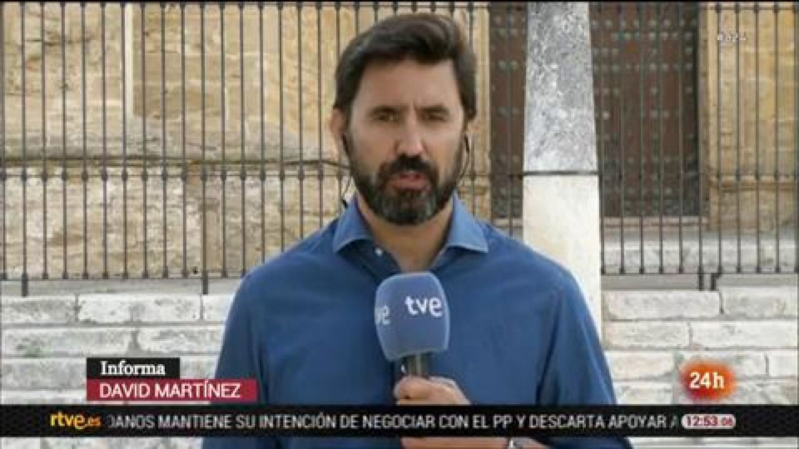 Muere Reyes | Utrera se vuelca en el último adiós a Reyes - RTVE.es
