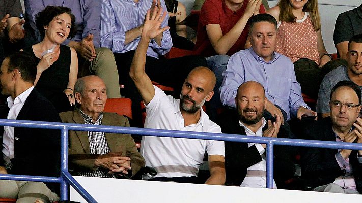 Telediario 1 - Guardiola apoya la continuidad de Valverde en el Barça