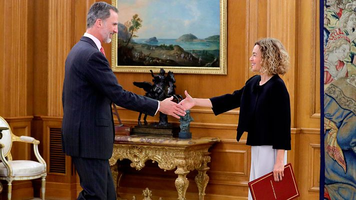 Telediario 1 - El rey recibe a la presidenta del Congreso para fijar el calendario de la ronda de consultas