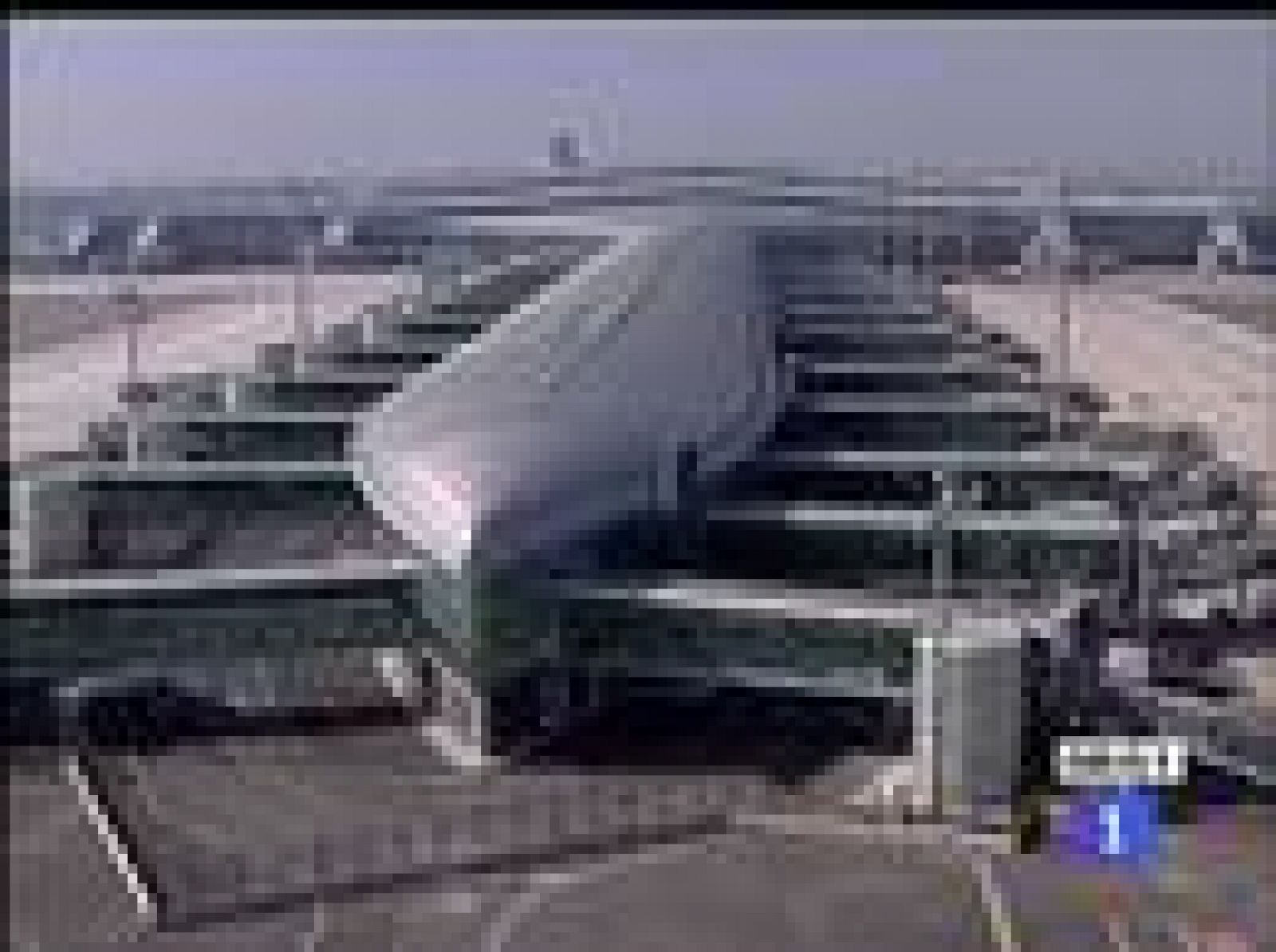 Zapatero inaugura la nueva terminal del aeropuerto de El Prat | Ver