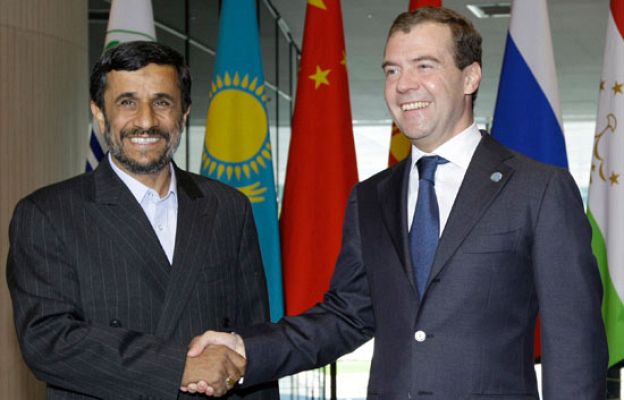  - Ahmadineyad llega a Rusia