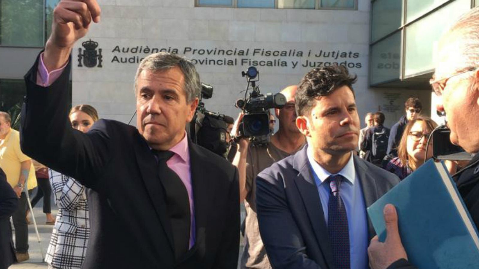 El juicio por la supuesta paternidad de Julio Iglesias se celebrará el 4 de julio