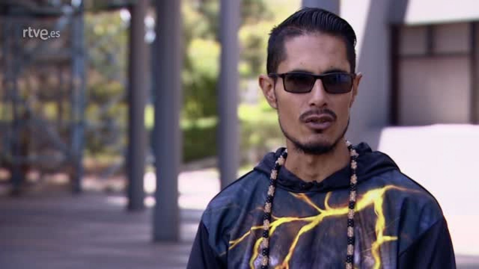 En portada - Amor de ley - En portada | Ver