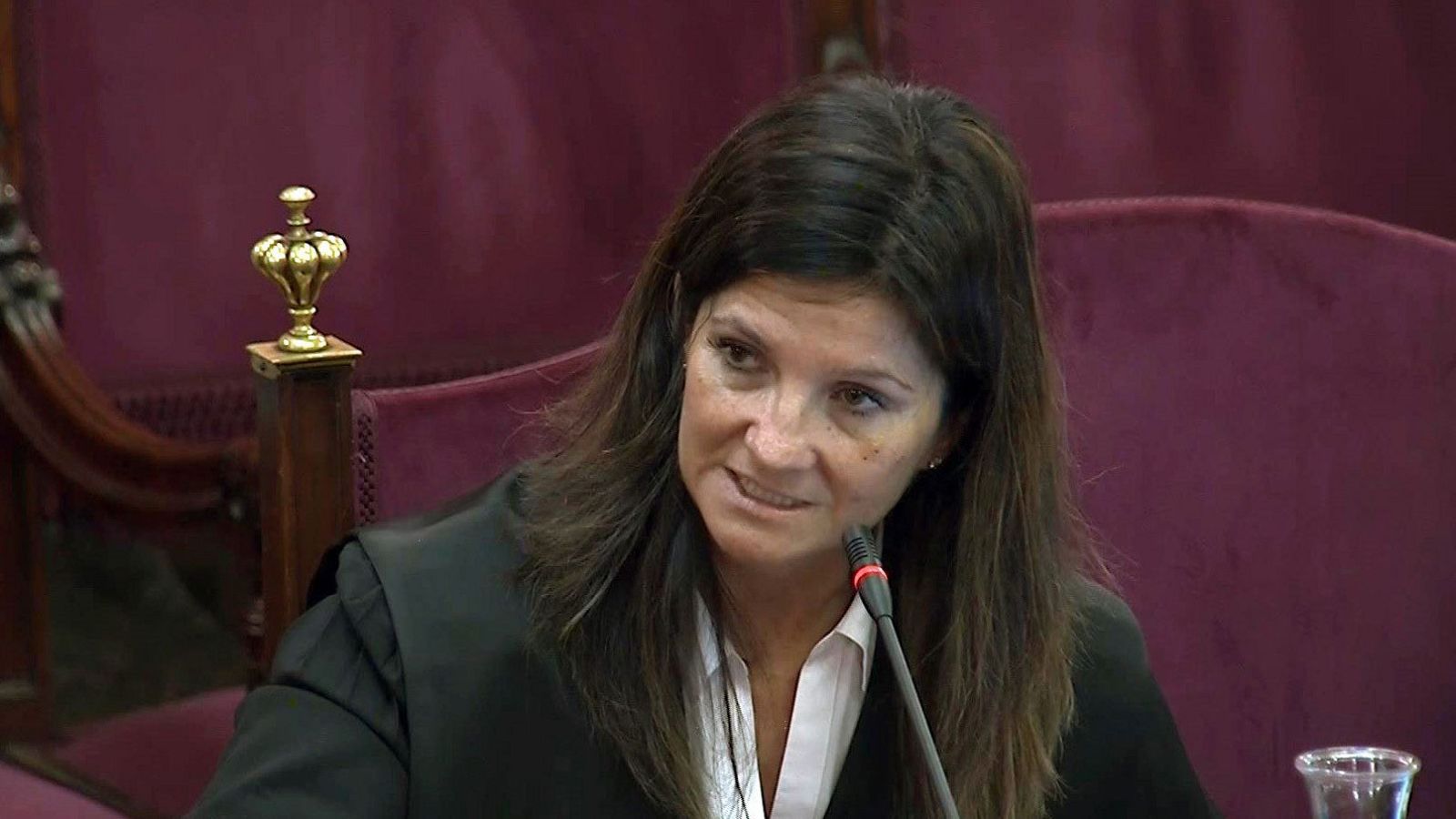 La Fiscalía califica el 'procés' de "golpe de Estado" mientras la Abogacía descarta la rebelión al no apreciar violencia