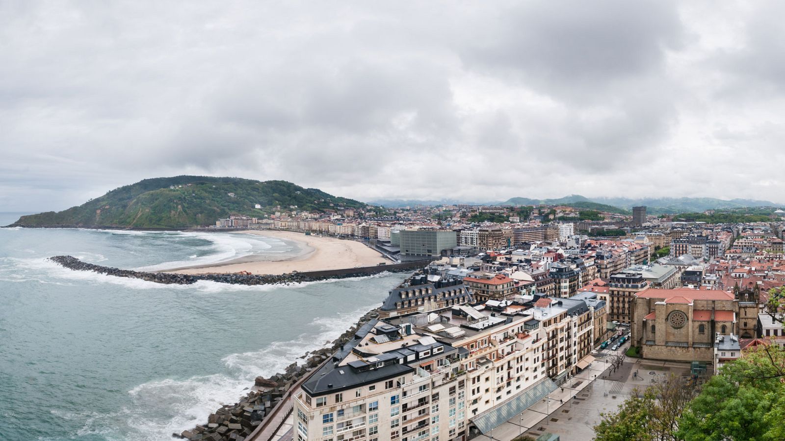 Lluvia y temperaturas que caen en amplias áreas del norte peninsular - Ver ahora