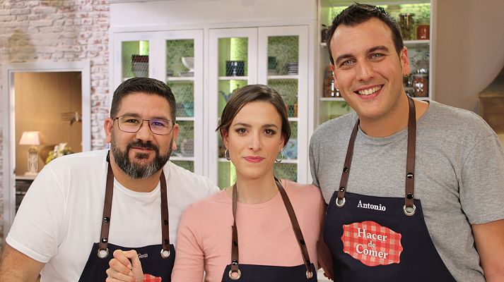 Berenjena rellena y bacalao al pilpil