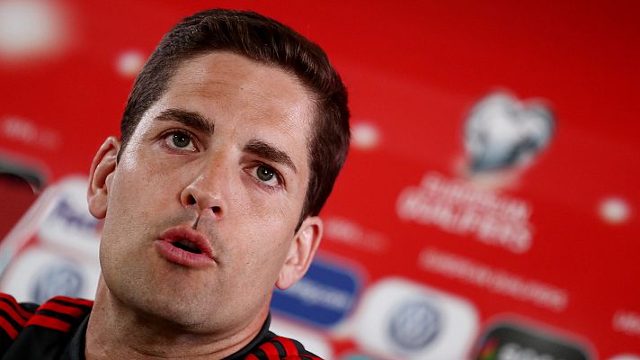  - Robert Moreno, sobre el césped artificial: "No puede ser una excusa"