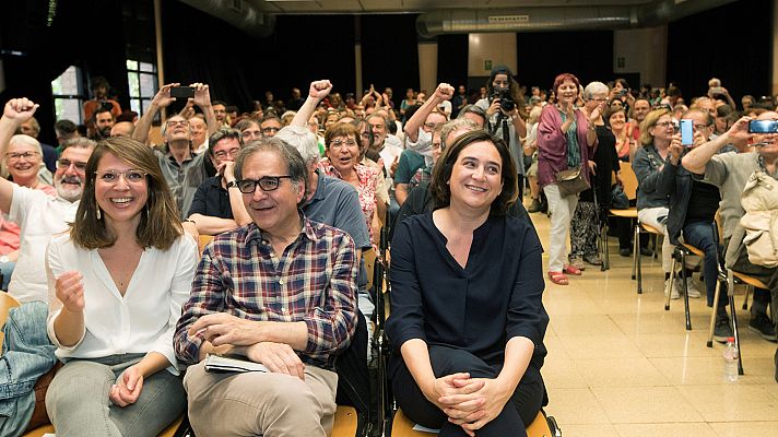 Telediario 1 - Barcelona en Comú aprueba por mayoría que Colau presente su candidatura a la investidura como alcaldesa