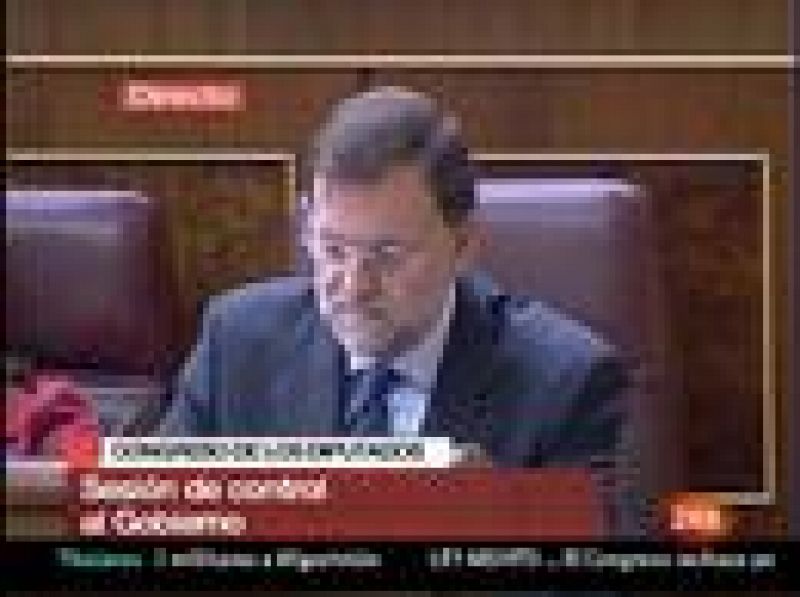 El presidente del PP, Mariano Rajoy, ha acusado al presidente del Gobierno, José Luis Rodríguez Zapatero, de ocultar la subida de impuestos y las negativas previsiones económicas durante la campaña electoral. El presidente dice que lo peor de la cri 