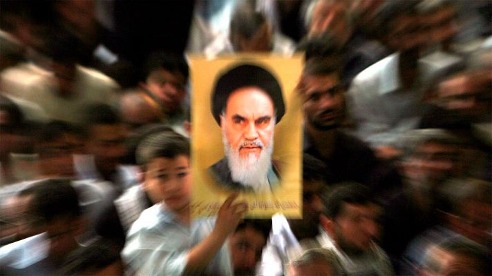Irán, una revolución transformada 30 años después de la muerte de Jomeini