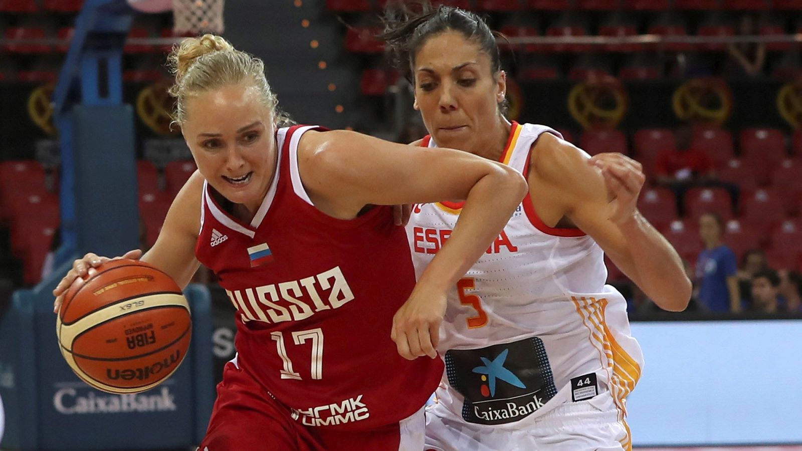 Una luchadora pero desacertada España cae ante Rusia