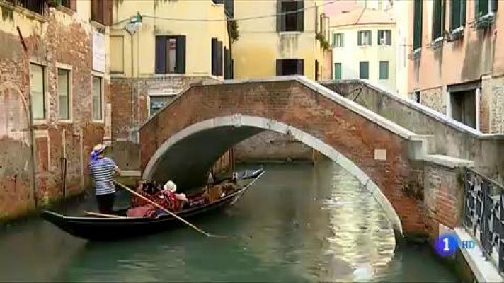 Telediario 1 - Choque de intereses en Venecia por el turismo de cruceros
