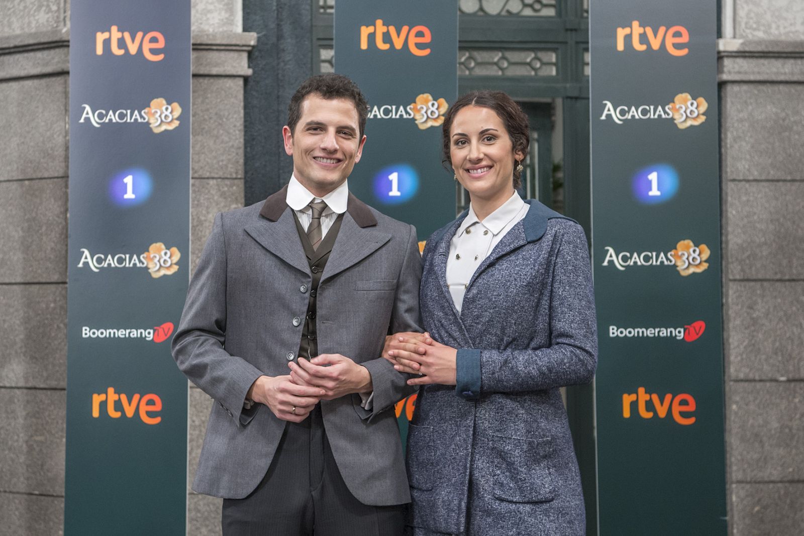 lvaro Quintana y Rebeca Alemay juegan al precio justo. 